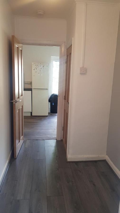 Double Bedroom In Withington, M20. 2 Beds, Rm 3 Mánchester Exterior foto