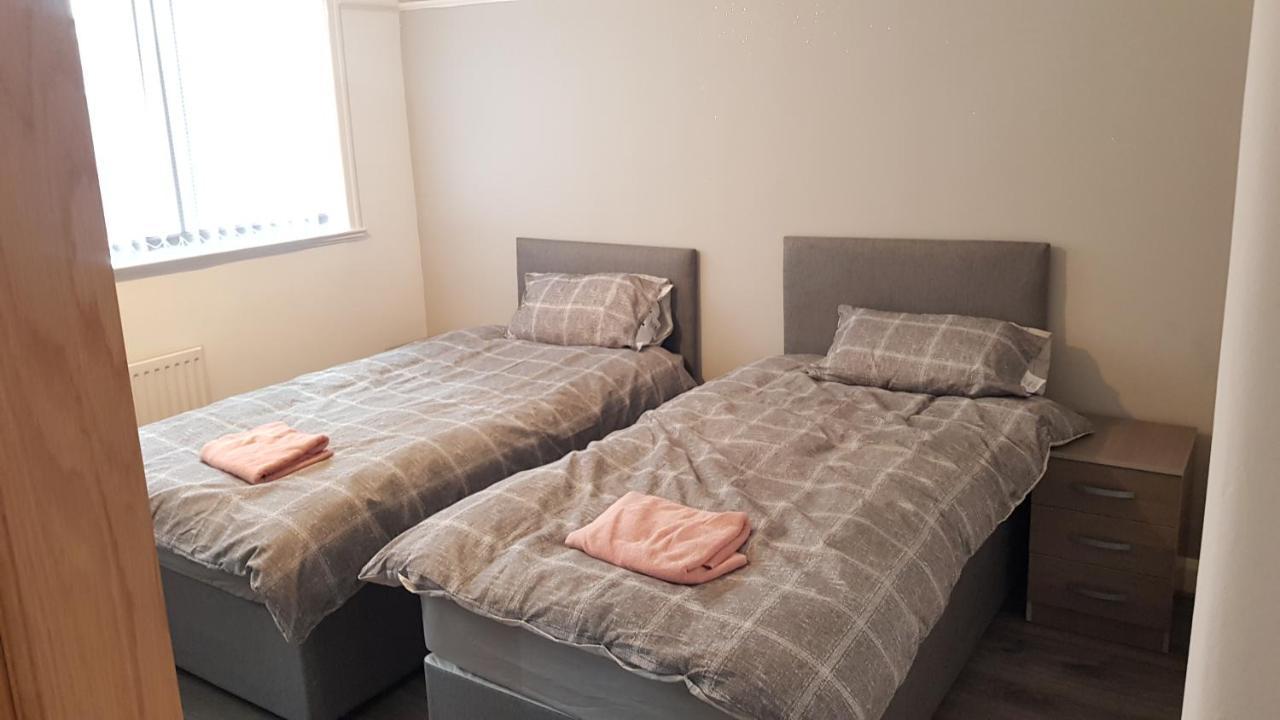 Double Bedroom In Withington, M20. 2 Beds, Rm 3 Mánchester Exterior foto